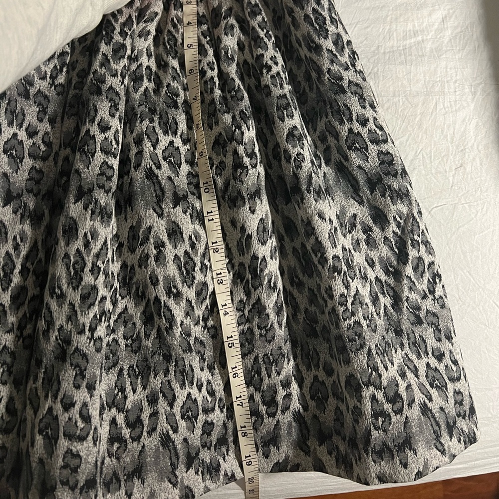 Taylor Dress - Picture 7 of 8